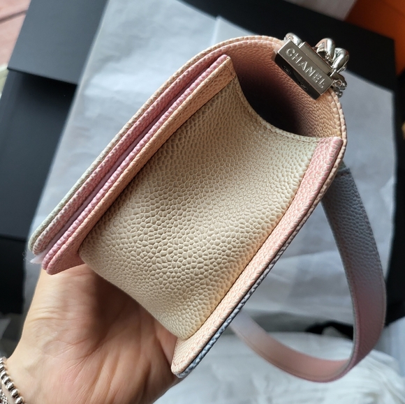 ❌️SOLD❌️Chanel boy bag rainbow small - Picture 8 of 14